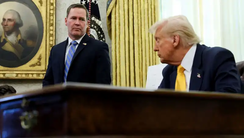 ABD'de Savaş Planı Sızıntısı: Trump'ın Danışmanı Skandalı Aydınlatıyor