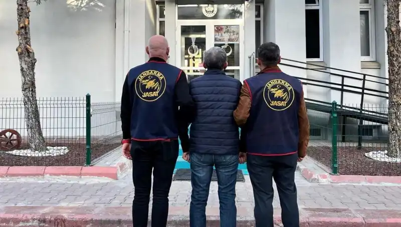 FETÖ'cü Emniyet Müdürü, MİT TIR'ları Olayında Ortaya Çıktı: Gözaltına Alındı