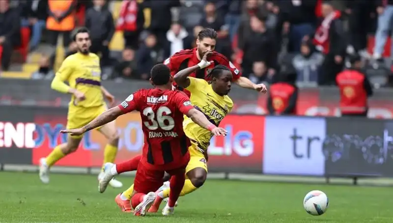 Süper Lig Heyecanı Geri Döndü: Bu Hafta Oynanacak Maçlar