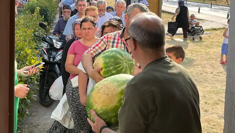Tarlada Kalan Hasat: Ürünler Ücretsiz Olarak Dağıtıldı!