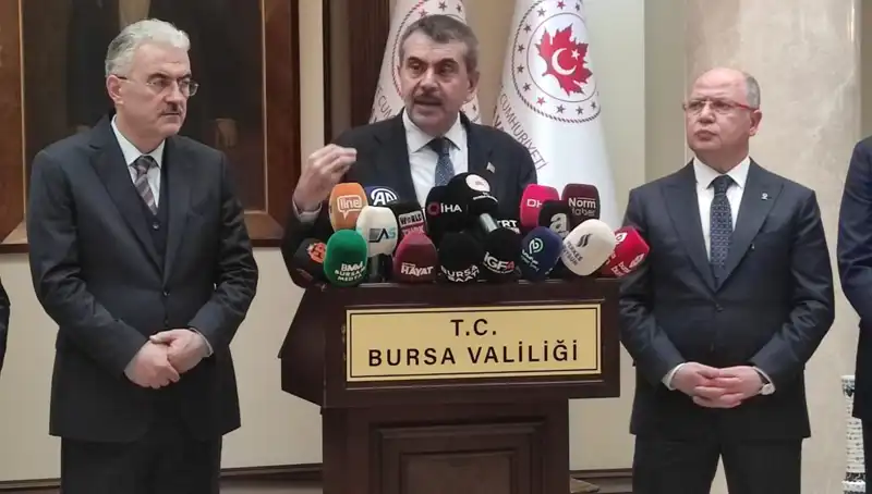 Bakan Tekin: Protestolara Katılan Çalışanlara Disiplin Cezası Uygulanacak