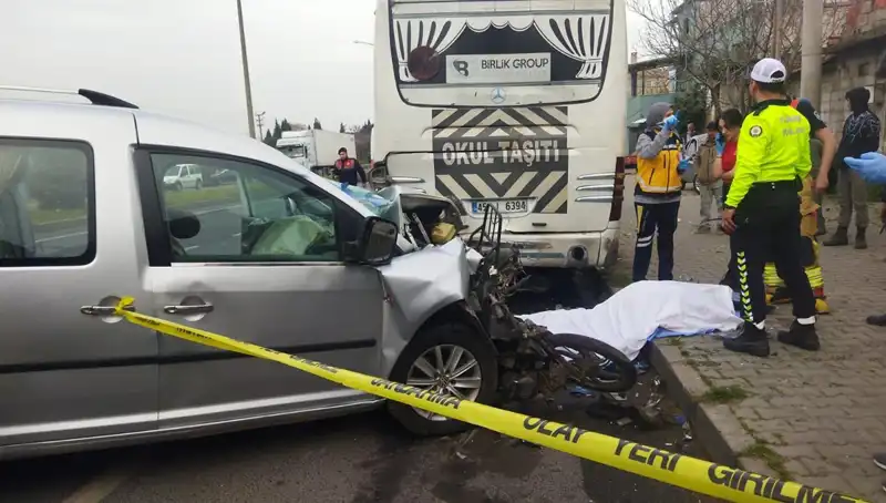 Manisa'da Şok Edici Kaza: Sürücü Hayatını Kaybetti, Yol Arkadaşı Yaralı