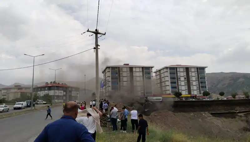 Bitlis'te Doğalgaz Hattında Patlama: Olay Yeri ve İlk Bilgiler
