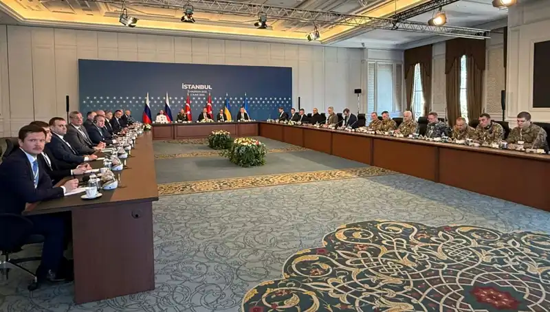 İstanbul'da Barış Zirvesi: Putin ve Trump'ın Stratejileri Ele Alınıyor