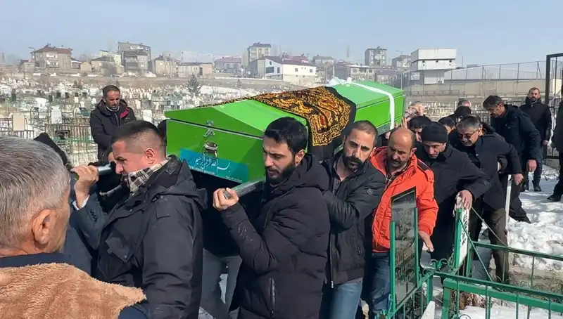 Elektrik Akımına Kapılan Genç Kızın Acı Hikayesi!
