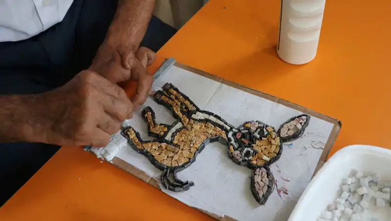 Oğlunun Ödevi, Babayı Yeni Bir Hobinin Kollarına Sürükledi!