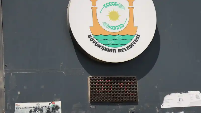 Yaz Sıcaklarının Zirveye Ulaşması: Termometreler 55 Dereceyi Gördü!
