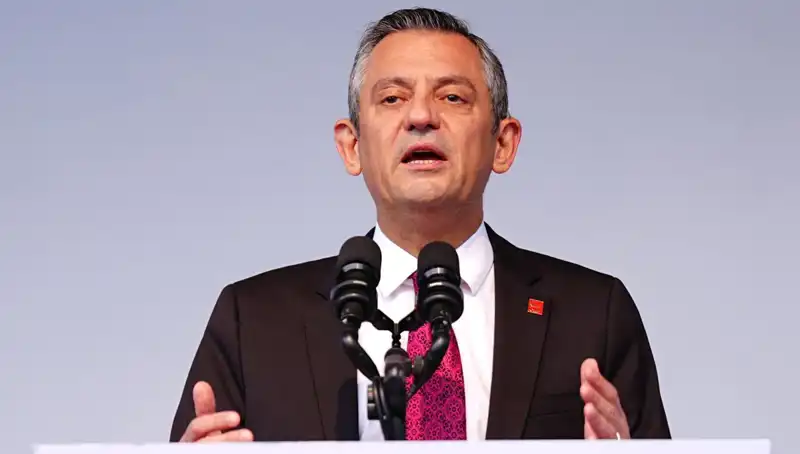 Özel'den Komutanların Dava Kararına Sert Tepki: Askeri Disiplin ve Adalet Sınavında Zafiyet mi Var?