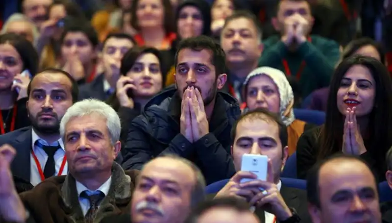 2025’te 15 Bin Sözleşmeli Öğretmen Ataması İçin Sözlü Sınav Tarihleri Belli Oldu!