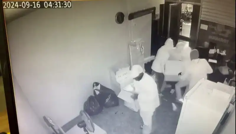 Bu Eşsiz Olayda Kasa, Kaçışın Anahtarı Oldu!