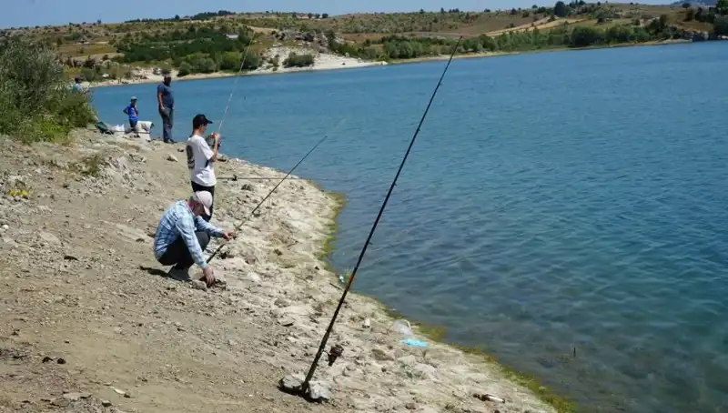 Baraj Kafesleri Patladı: Yerel Halk Akın Akın Geliyor!