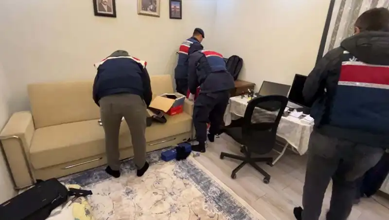 Türkiye'nin 11 İlinde DHKP-C’ye Yönelik Dev Operasyon: 30 Gözaltı