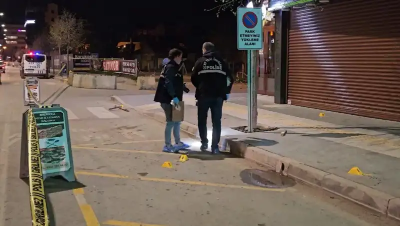 Pideci Dükkanında Yaşanan Kavga: 1 Ölü, 3 Yaralı