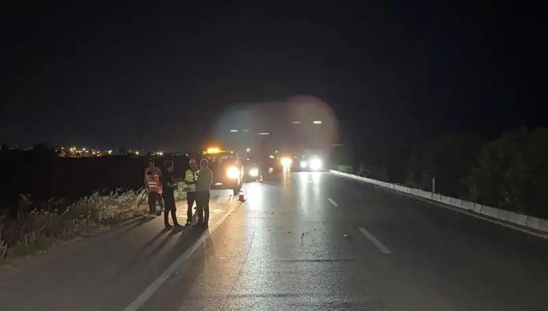 Adana'da Üç Araçlık Zincirleme Trafik Kazası: Panik Ve Korku Anları